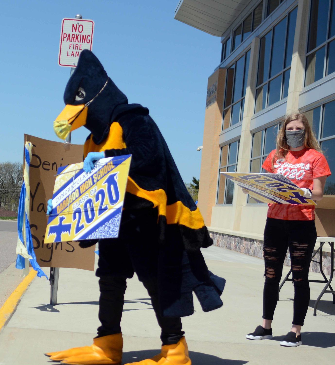 Baraboo Class of 2020 gets caps, gowns, signs